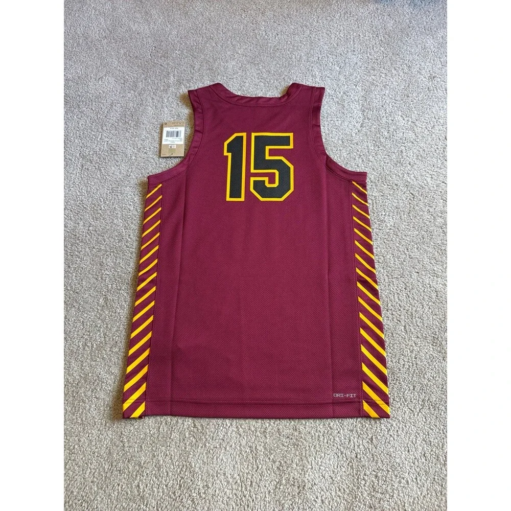 Loyola Chicago Ramblers Men’s Nike NWT Basketball Jersey Size Small